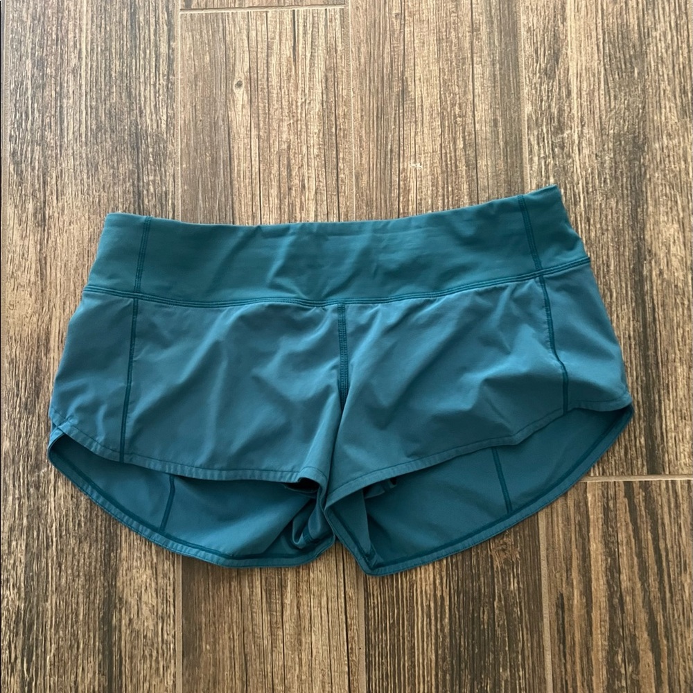 Lululemon Speed Up shorts size 8